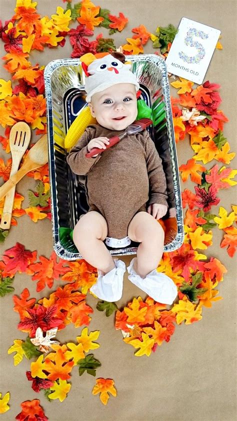 Thanksgiving Baby photo | Fall baby photos, Fall baby pictures ...