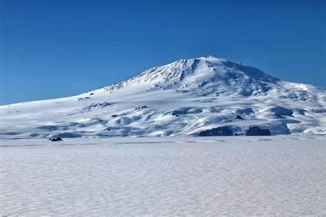 Hot And Cold: How Many Active Volcanoes Are There In Antarctica ...