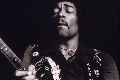 Jimi Hendrix’s Woodstock Performance to be Shown in Theaters