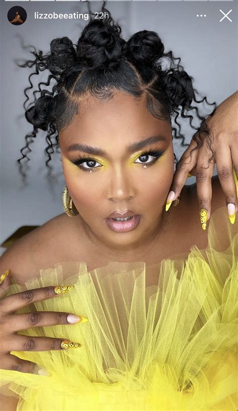 Lizzo's Matching Monochrome Yellow Eyeshadow and Nails | POPSUGAR Beauty