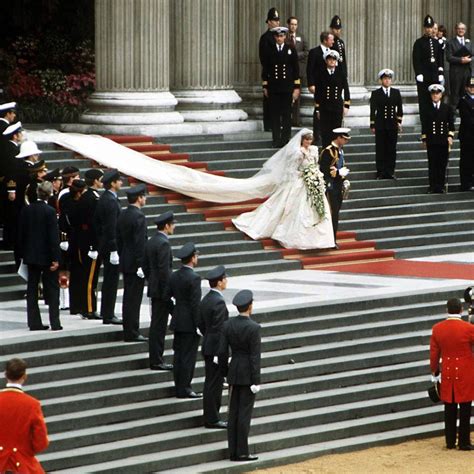 Princess Diana’s Wedding Dress Designer Was “Horrified” When She Saw ...