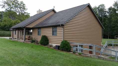 Faux Wood Siding Panels: What Should You Choose?