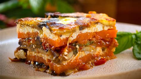 Vegetarian Lasagna - Easy Meals with Video Recipes by Chef Joel Mielle ...