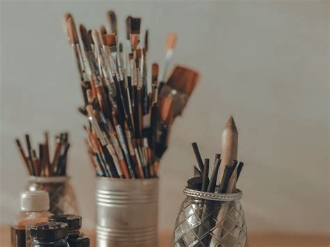 Paint Brush Storage: How to Store Paintbrushes—Tips for Artists