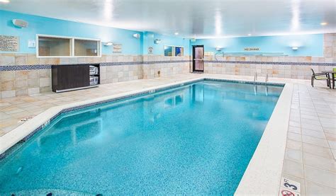 15 Best Pigeon Forge Hotels with an Indoor Pool - HotelsCombined 15 ...