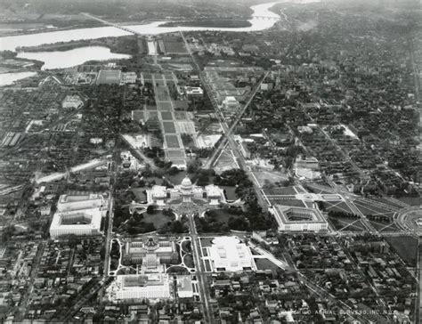 A Captivating Aerial View of the National Mall