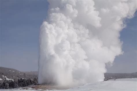 Old Faithful Geyser in Winter Stock Image - Image of geothermal ...