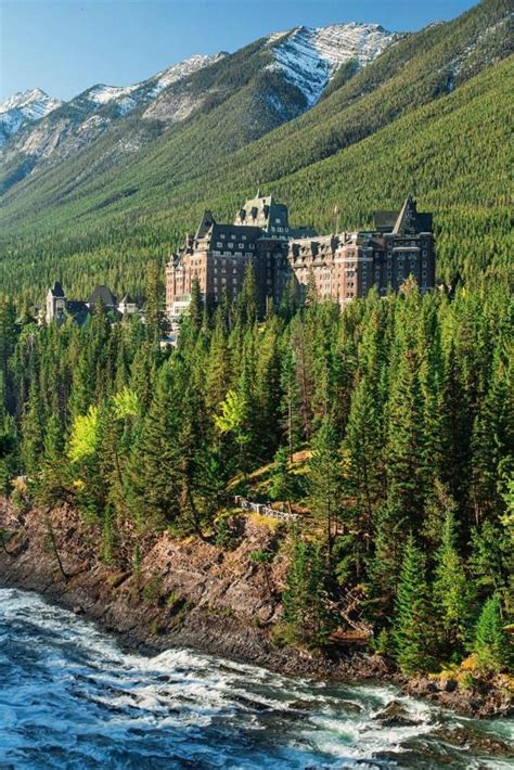 10 Secrets to know before staying at Fairmont Banff Springs