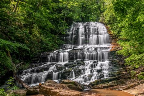 22 Best Waterfalls In North Carolina You Must Visit - Southern Trippers