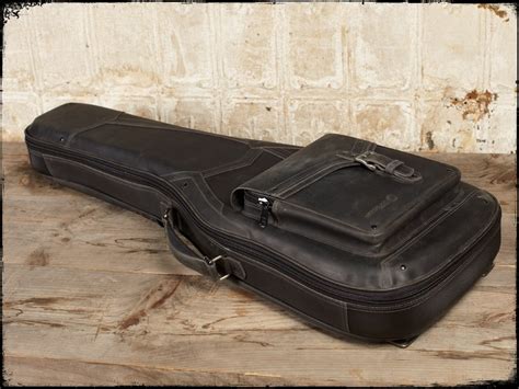 Anthology Revelator Guitar Case | POLITUSIC