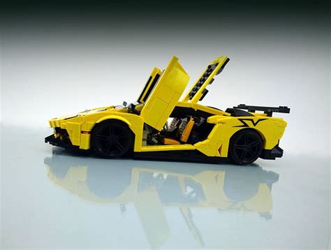 LEGO Lamborghini Aventador Superveloce in 1:16 scale | The Brothers ...