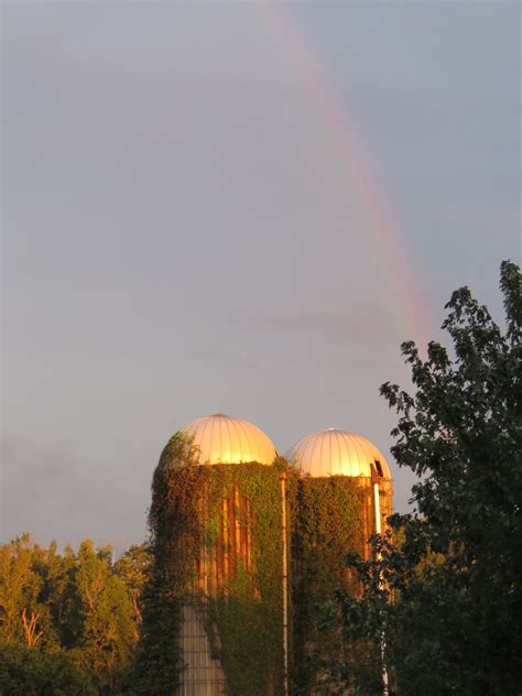 Sign of God’s Eternal Covenant: The Rainbow | Country Chatter