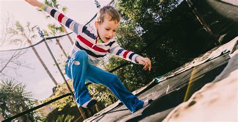 Trampoline safety tips for kids