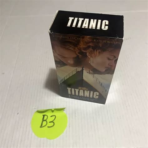 TITANIC VHS 1998 2 Tape Set Leonardo DiCaprio Kate Winslet Movie