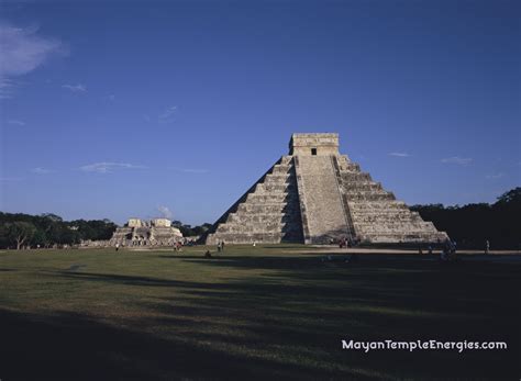 Chichen Itza Mayan Temple on the Yucatan Peninsula - photo gallery ...