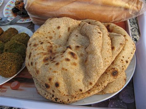 Egyptian Bread - Aish Baladi Stock Photo - Image of meal, dish: 274105306