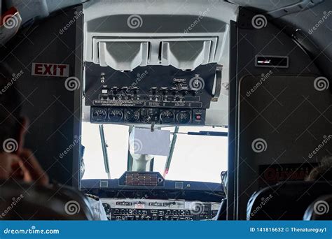 Cockpit View of Beechcraft 1900D in Flight from Passanger Seat Stock ...