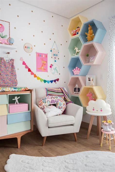 Girls Bedroom Ideas For Small Rooms With Lots Of Stuffed Animals ...