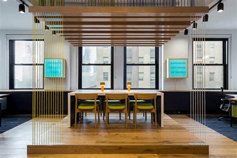 A Manhattan Office Renovation Expands Working Space | Sweeten.com