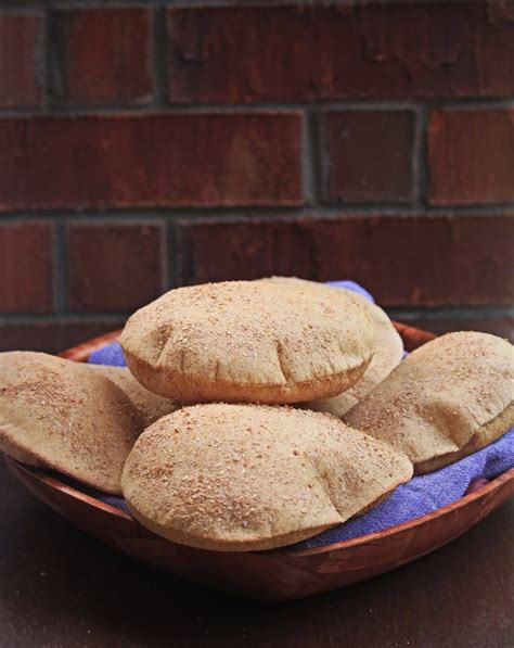 Aish Baladi | Vegan Egyptian Flatbread | Recipe | Egyptian bread, Tasty ...