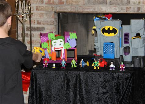 Sometimes Creative: Superhero Birthday Party