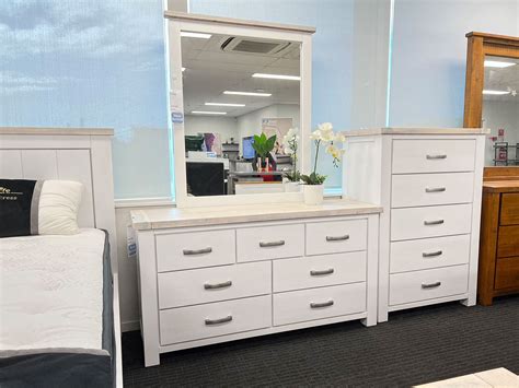 Aurora Solid Wood 7 Drawer Dresser - White