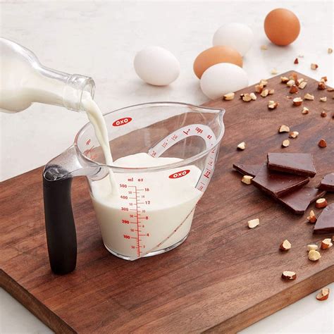 Seven Essential Baking Tools for Measurement