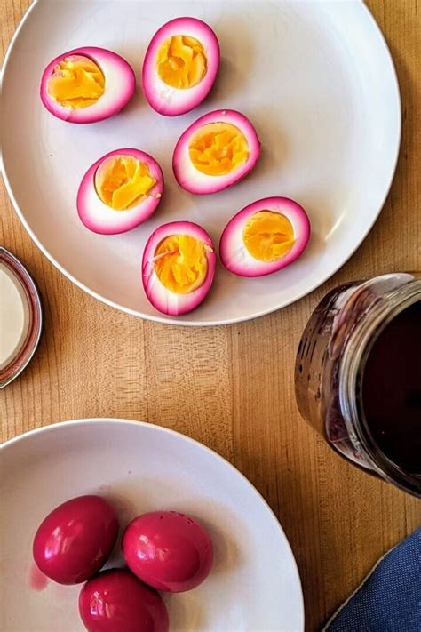 Beet Pickled Eggs - walktoeat