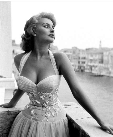 Sophia Loren - 1950s : OldSchoolCool