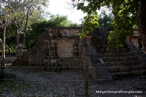 Chichen Itza Mayan Temple on the Yucatan Peninsula - photo gallery ...