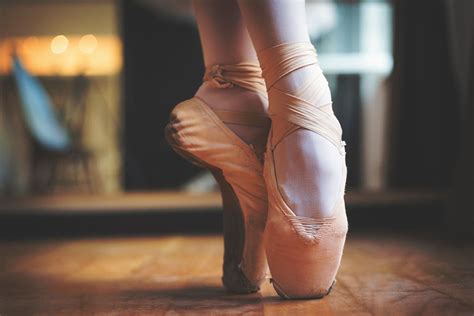 How to Get Ballet Feet - Foot Arch Enhancer Tips