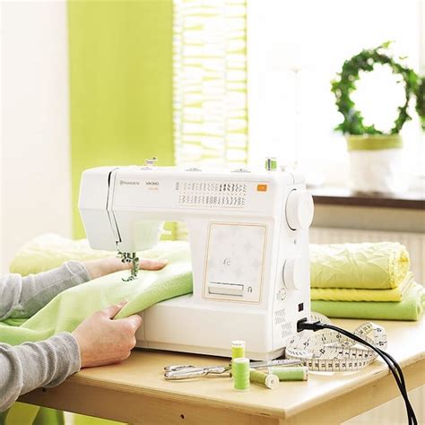 5 Best Husqvarna Sewing Machines Reviewed in Detail (Fall 2023)