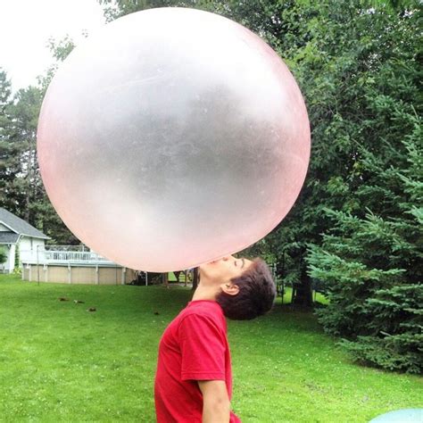 World Record For Largest Bubble Gum Bubble