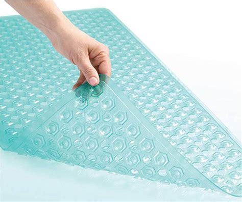 Alternatives to using anti-slip bath mats | Mobility Plus