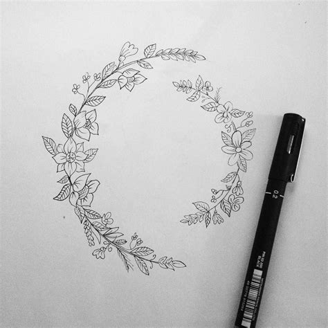 Flower Circle Drawing at PaintingValley.com | Explore collection of ...