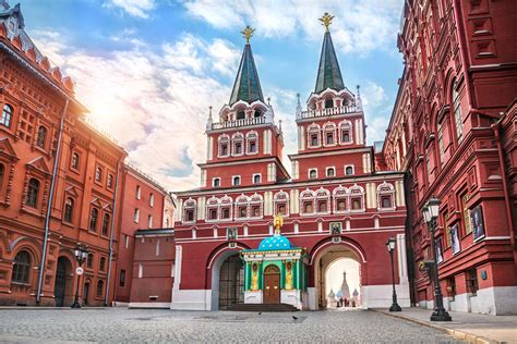 Red Square: Moscow’s Historic Jewel