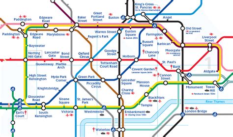 London Underground in Central London (a) Actual Map (b) Tube Map ...