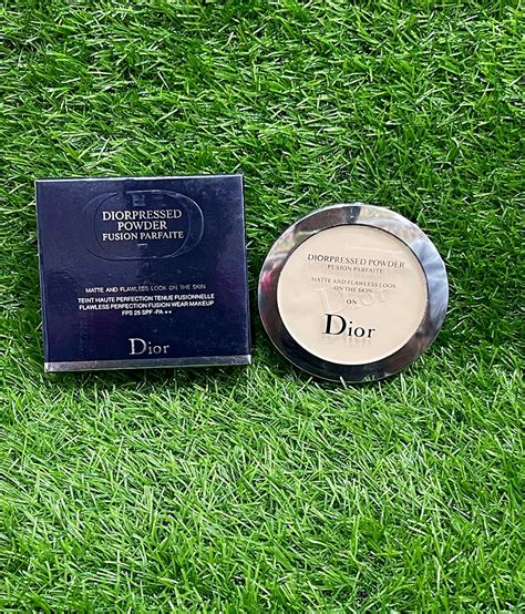 DIOR PRESSED POWDER. - AM Store