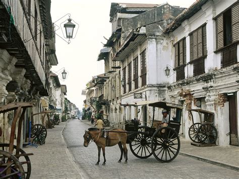 Interesting Tourist Spots In Ilocos Sur | Travel to the Philippines