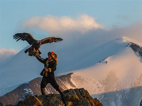 Teenage Eagle Huntress Overturns 2,000 Years Of Male Tradition | KUOW ...