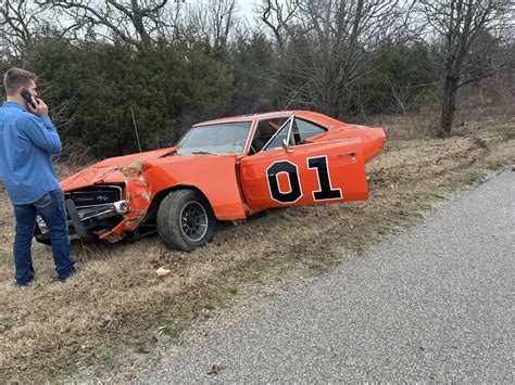 Them Duke Boys At It Again: General Lee Used In ‘Dukes Of Hazzard ...