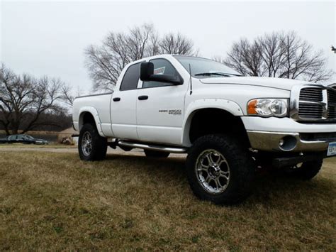 LIFTED Dodge Ram 2500