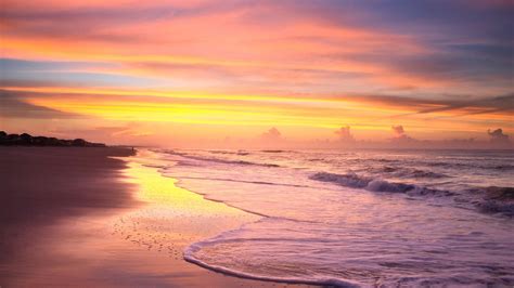 3840x2160 Sunrise On The Beach In The Summer Time At Ocean Isle Beach ...