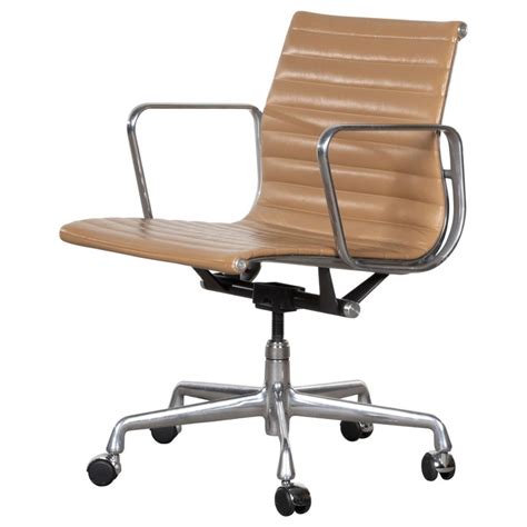 Eames Leather Office Chair Herman Miller - Odditieszone