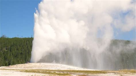 Old Faithful Geyser Images – Browse 9,847 Stock Photos, Vectors, and ...