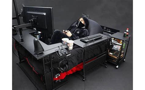 Straight from Japan - This $1000 decked out gaming bed setup is every ...