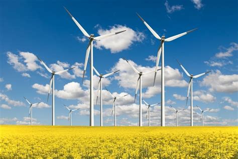 4 Awesome Advantages of Wind Energy | Earth.Org