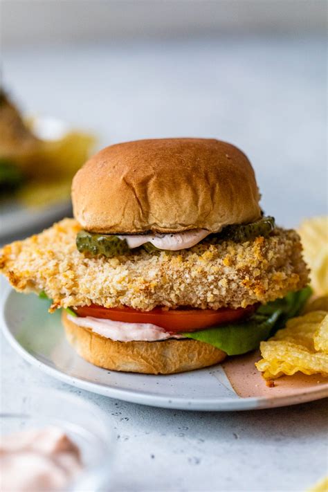 Spicy Chicken Sandwich – WellPlated.com