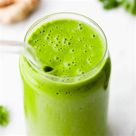 Kale Smoothie - That Actually Tastes Good! - Nora Cooks