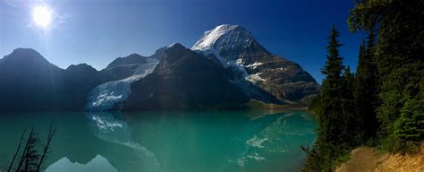 Mount Robson, Berg Lake Trail, BC Canada [3264x2448] [OC] : r/EarthPorn